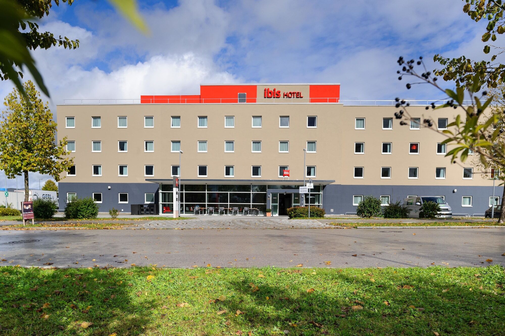 Ibis Hotel Munchen Messe Feldkirchen  Buitenkant foto